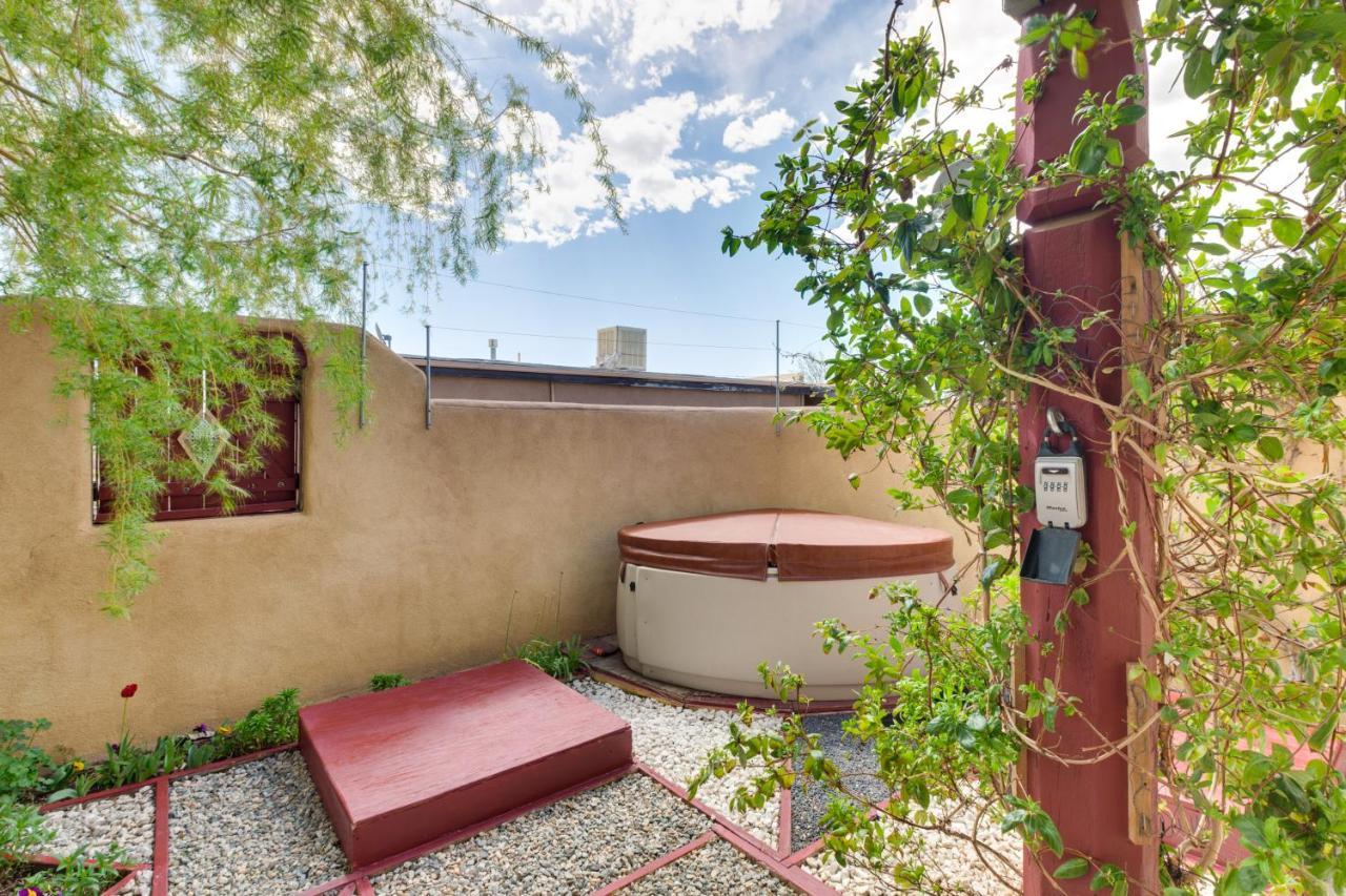 El Prado Couples Escape With Hot Tub! Apartment Exterior photo